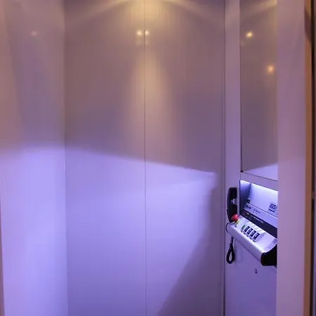 Sara's Boutique 3* אמסטרדם