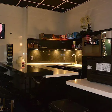 מלון Sara's Boutique