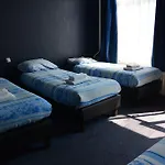 Sara's Boutique Hotel 3*