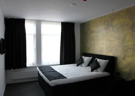 Sara's Boutique 3* Amesterdão