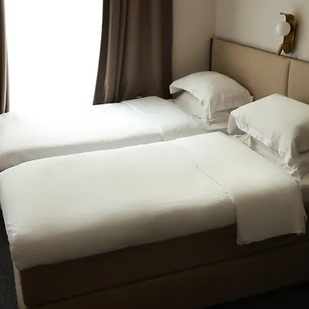 Ember Rae Hotel Amsterdam
