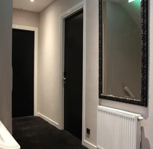 Sara's Boutique Отель 3*