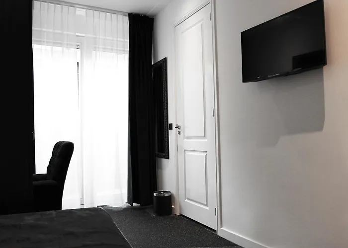 Sara's Boutique 3* Амстердам