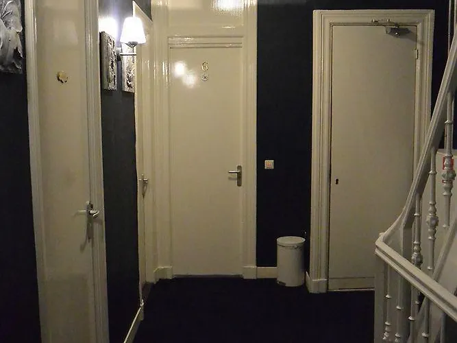 Sara's Boutique Amsterdam