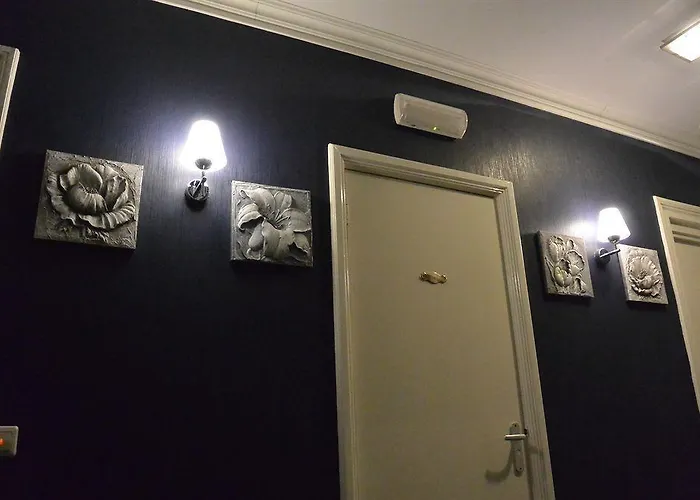 Sara's Boutique Отель