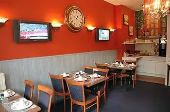 Sara's Boutique Отель 3*