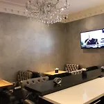 Hotell Sara's Boutique 3*