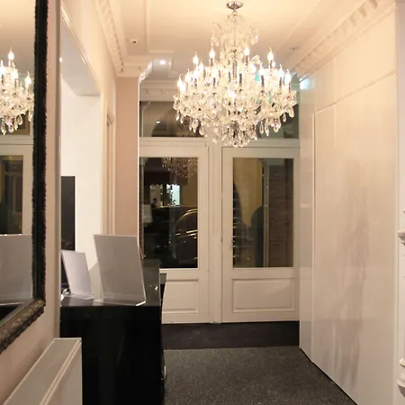 Sara's Boutique Hotell