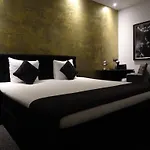 فندق ساراز البوتيكي